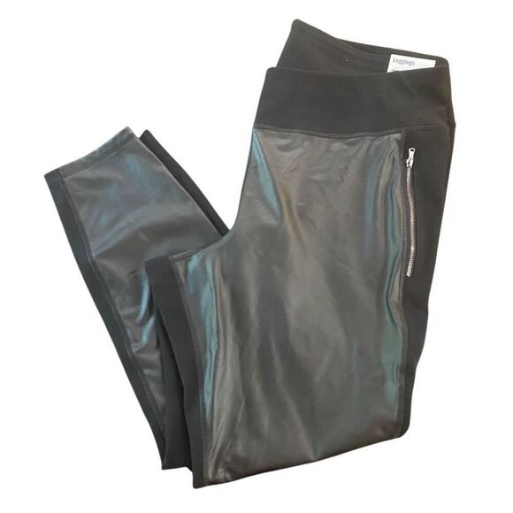 Old Navy Active NWT 2X Plus High Rise Black and faux leather panels on front - Picture 1 of 6